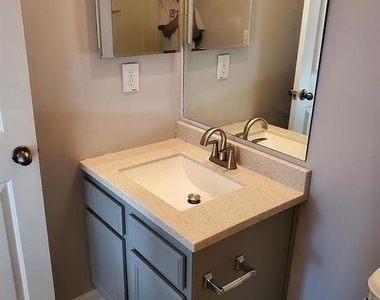 303 Hiawassee Drive - Photo Thumbnail 28