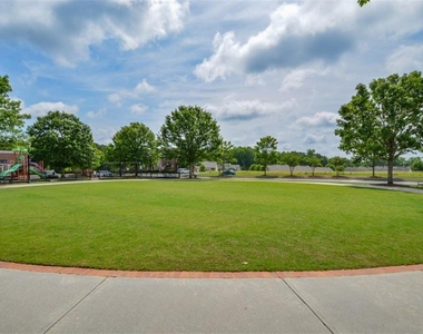 303 Hiawassee Drive - Photo Thumbnail 67