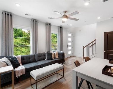 540 Ember Lane Nw - Photo Thumbnail 2
