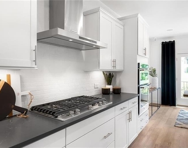 540 Ember Lane Nw - Photo Thumbnail 8