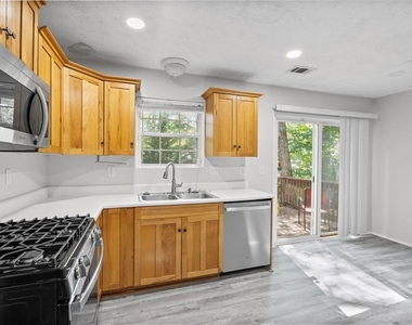 10390 Rillridge Court - Photo Thumbnail 9