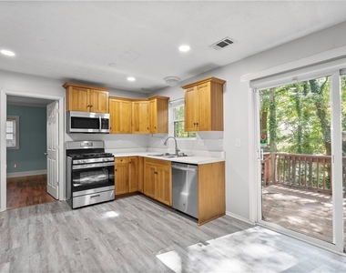 10390 Rillridge Court - Photo Thumbnail 7