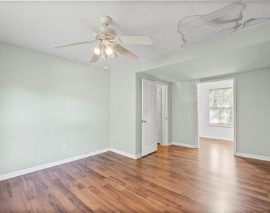 10390 Rillridge Court - Photo Thumbnail 18