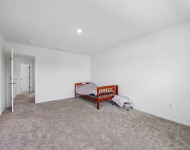 1109 Atterberg Road - Photo Thumbnail 15