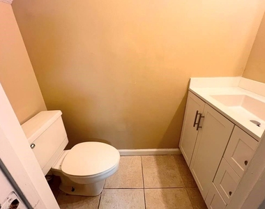 872 Baltimore Place Sw - Photo Thumbnail 15