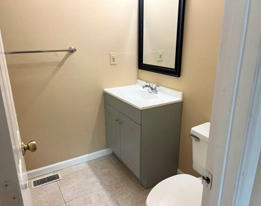 872 Baltimore Place Sw - Photo Thumbnail 17