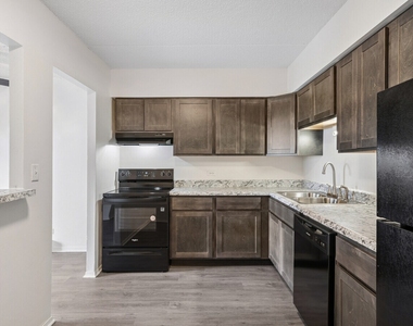1840 N Delany Road - Photo Thumbnail 2