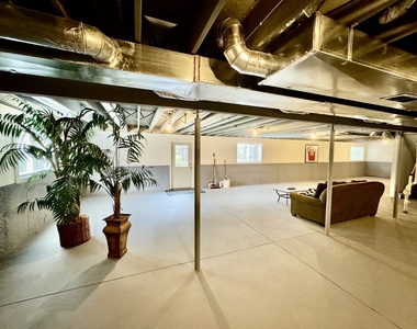 628 Krpan Court - Photo Thumbnail 19