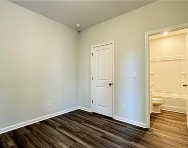 1443 Creekside Circle Nw - Photo Thumbnail 46