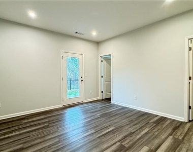 1443 Creekside Circle Nw - Photo Thumbnail 44