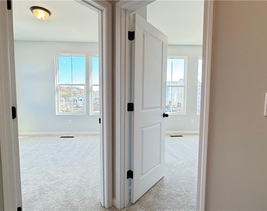 1443 Creekside Circle Nw - Photo Thumbnail 28