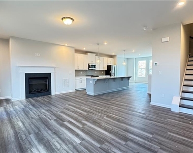 1443 Creekside Circle Nw - Photo Thumbnail 21