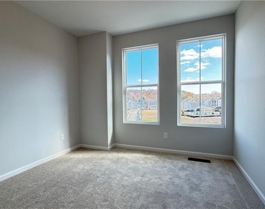 1443 Creekside Circle Nw - Photo Thumbnail 25