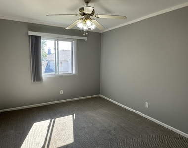 2390 Bicentennial Avenue - Photo Thumbnail 13