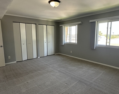 2390 Bicentennial Avenue - Photo Thumbnail 9