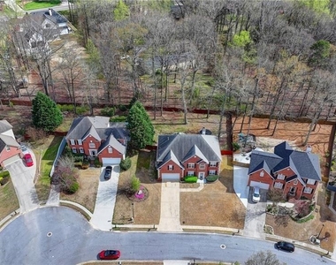 1558 Macy Lane - Photo Thumbnail 43