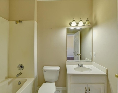 1558 Macy Lane - Photo Thumbnail 32