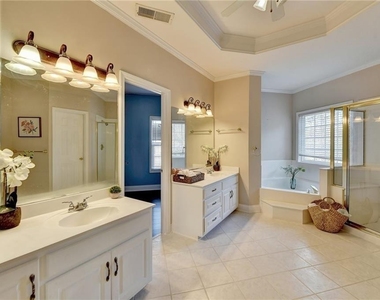 1558 Macy Lane - Photo Thumbnail 26