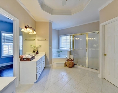 1558 Macy Lane - Photo Thumbnail 27