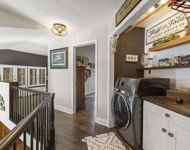 1264 Bellevue Drive - Photo Thumbnail 20