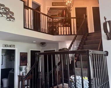 1264 Bellevue Drive - Photo Thumbnail 15