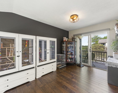 1264 Bellevue Drive - Photo Thumbnail 23