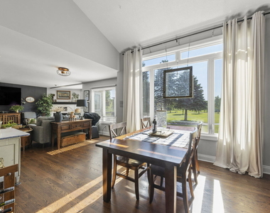 1264 Bellevue Drive - Photo Thumbnail 5