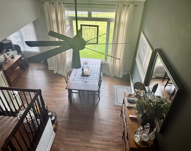 1264 Bellevue Drive - Photo Thumbnail 24