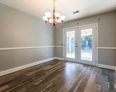 11030 Indian Village Drive - Photo Thumbnail 5