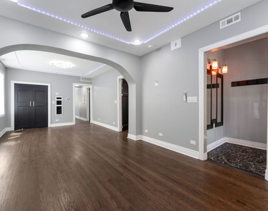 1414 S 58th Avenue - Photo Thumbnail 1