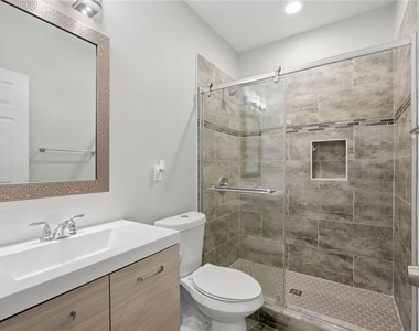 770 Glastonbury Court - Photo Thumbnail 50