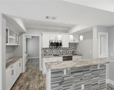 770 Glastonbury Court - Photo Thumbnail 46