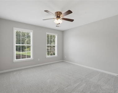 770 Glastonbury Court - Photo Thumbnail 37
