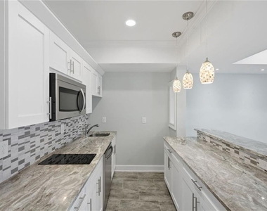 770 Glastonbury Court - Photo Thumbnail 47