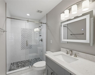 770 Glastonbury Court - Photo Thumbnail 39