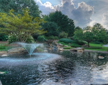 770 Glastonbury Court - Photo Thumbnail 76