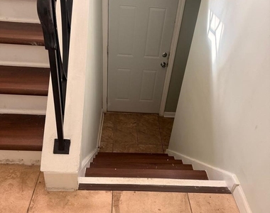 6730 Valley View Road - Photo Thumbnail 8