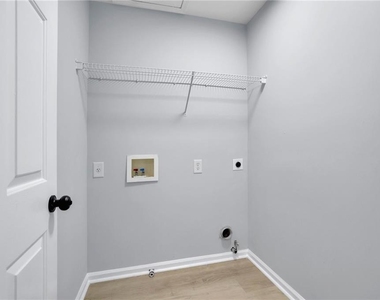 552 Glen Level Circle - Photo Thumbnail 20