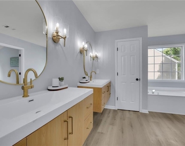 552 Glen Level Circle - Photo Thumbnail 26