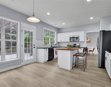 552 Glen Level Circle - Photo Thumbnail 13