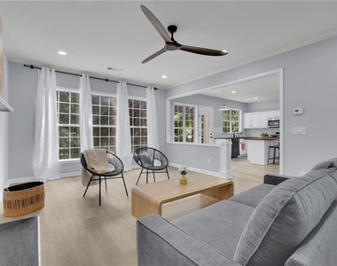 552 Glen Level Circle - Photo Thumbnail 14