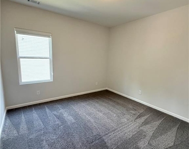 265 Birchwood Row - Photo Thumbnail 34