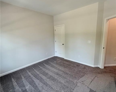 265 Birchwood Row - Photo Thumbnail 32