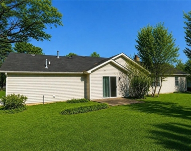 108 Greenleaf Drive - Photo Thumbnail 22