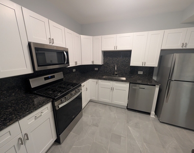 1457 W Foster Avenue - Photo Thumbnail 8