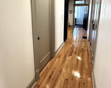 2424 N Mozart Street - Photo Thumbnail 15