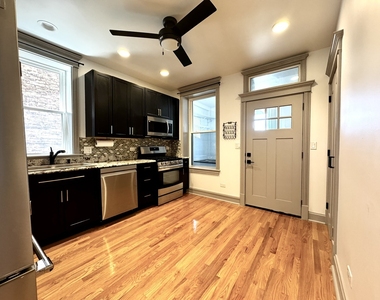 2424 N Mozart Street - Photo Thumbnail 19