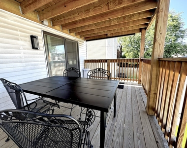 2424 N Mozart Street - Photo Thumbnail 25