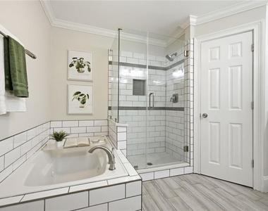 166 Howard Street Ne - Photo Thumbnail 16