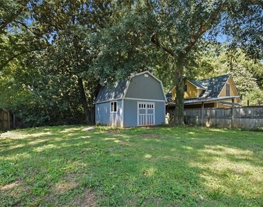 166 Howard Street Ne - Photo Thumbnail 30